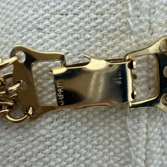 Vintage Gold-Tone Multistrand Necklace With White Plastic Beads Made In Japan - Picture 4 of 9